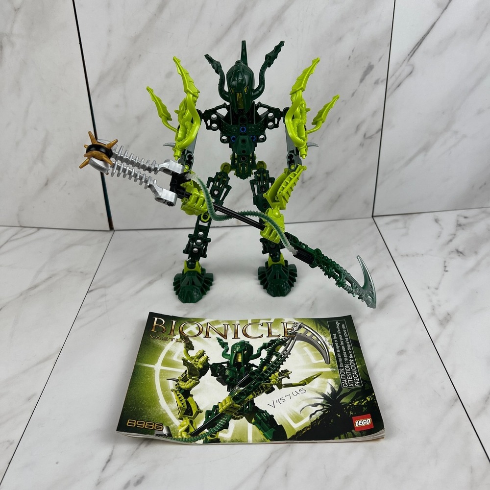 LEGO 8986 Bionicle Glatorian Legends - Vastus - Complete with Manual